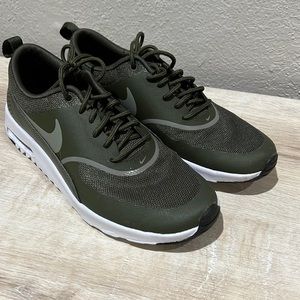 Nike Air Max Sneakers
